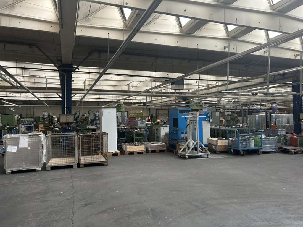 Produktionshalle Urbach, Siemensstraße