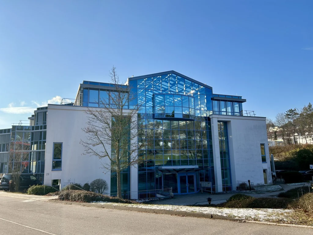 Octogon, Leonberg (413 m²)